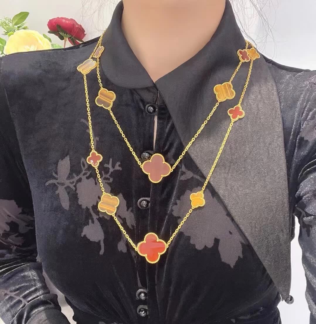 Van Cleef & Arpels Vintage Alhambra Gold and Enamel Necklace